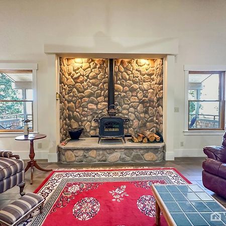 Вілла Summit Pines Hideaway - Amazing Mountain Views! Duck Creek Village Екстер'єр фото